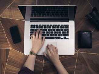 Akıllı Telefonların Faydaları ve Dezavantajları